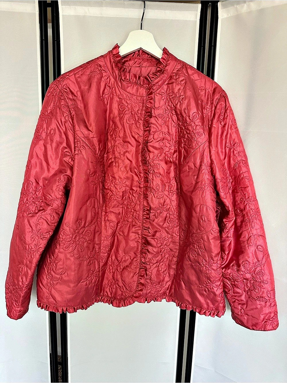Chico’s Size 3 Pink Embroidered Ruffle Jacket XL